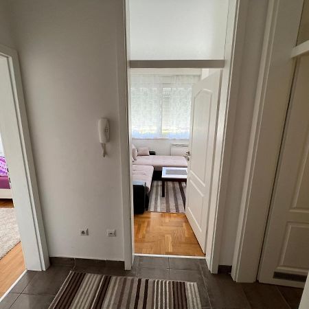 Jimmy'S Apartment Sarajevo Bagian luar foto
